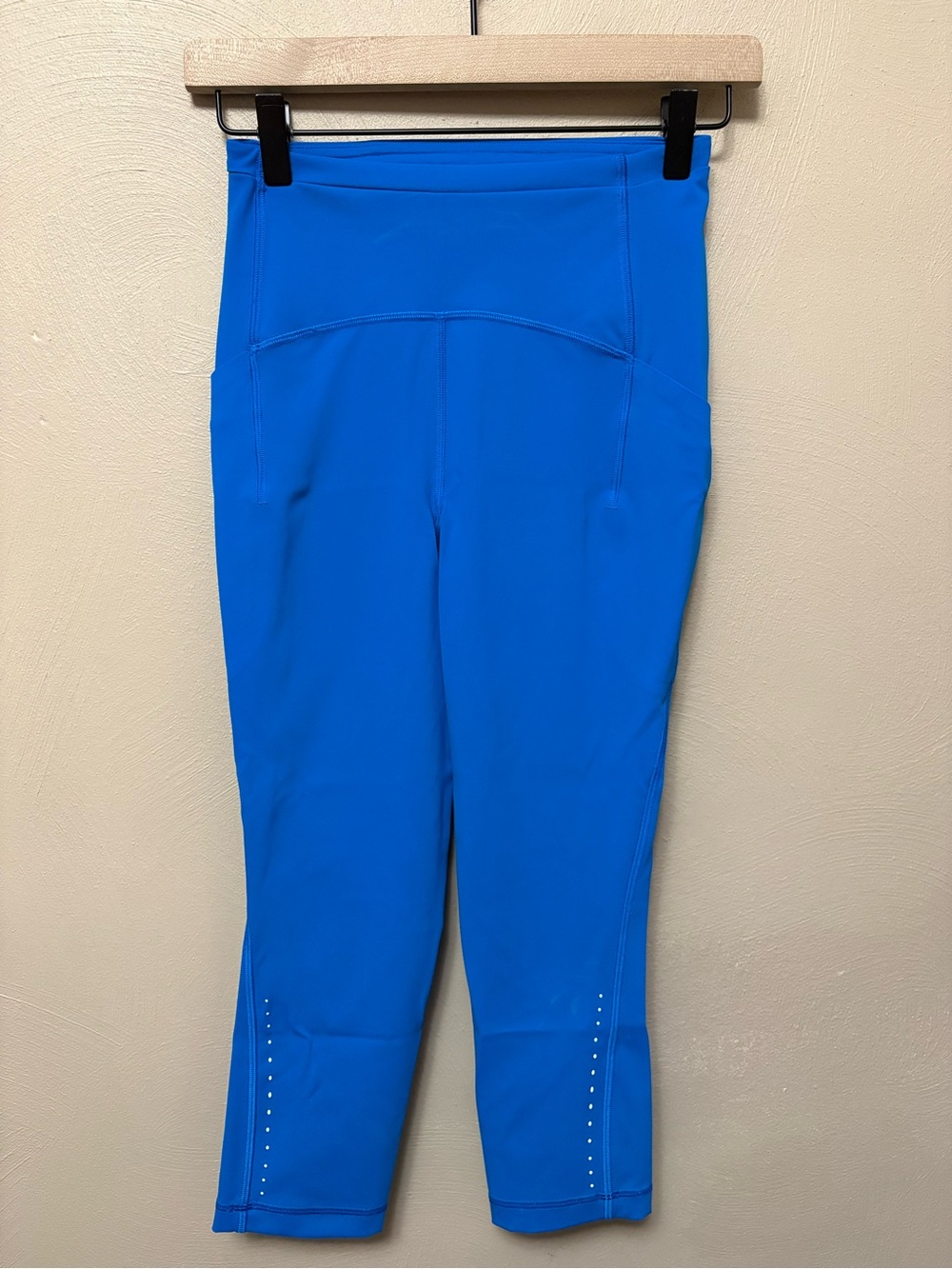 Lululemon Swift Speed High-Rise Crop 21" Blue Poolside Size 4 W6CBKS - Picture 6 of 16